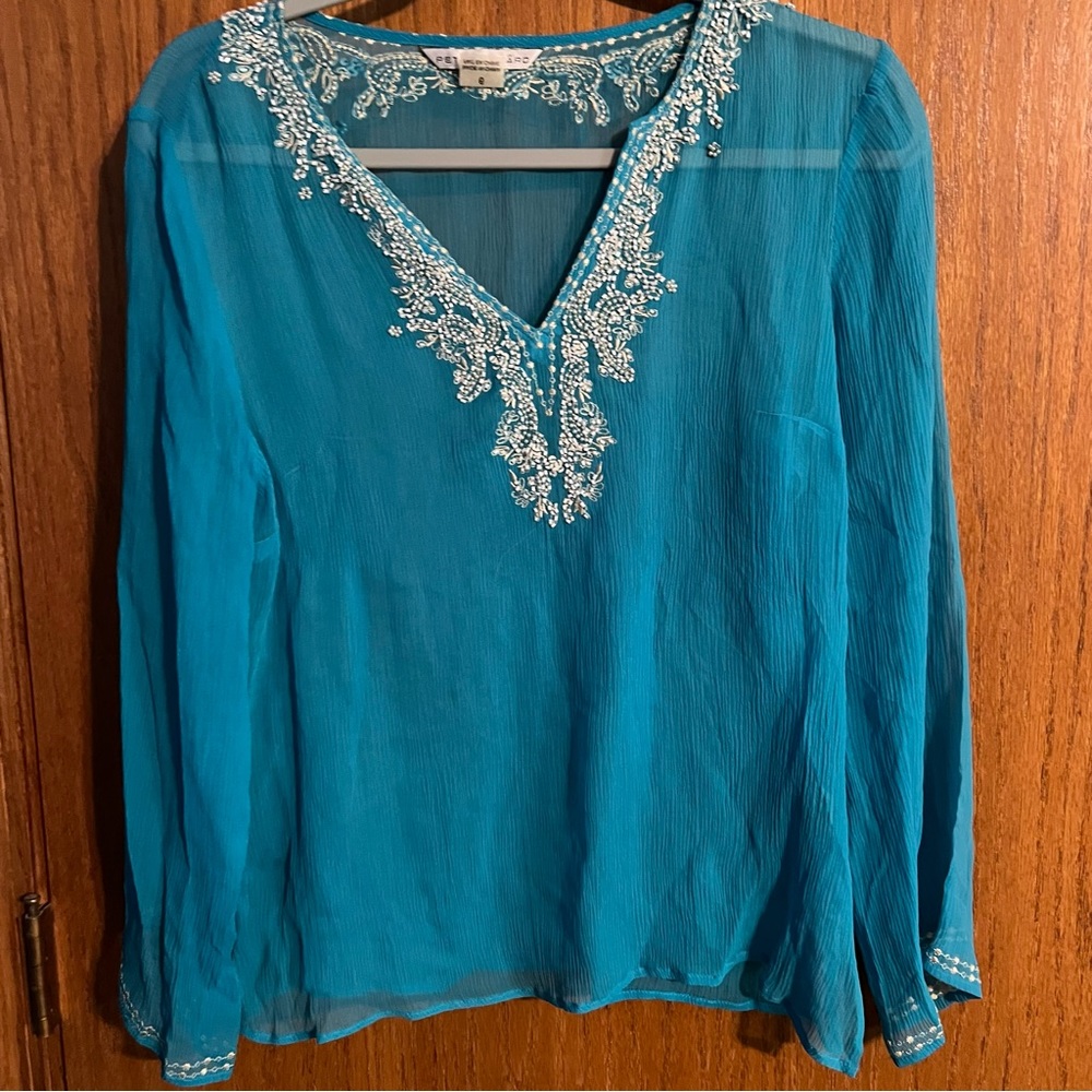 Peter‎ Nygard Petite Ladies Blue Long Sleeve Beaded